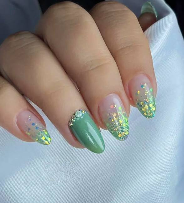 Gorgeous Green Nail Designs: 25+ Ideas from Mint to Neon You Can DIY! 95 Gorgeous Green Nail Designs: 25+ Ideas from Mint to Neon You Can DIY!