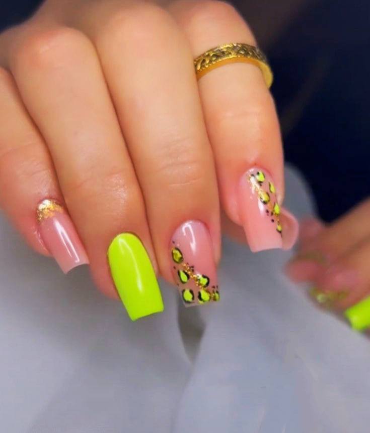 Gorgeous Green Nail Designs: 25+ Ideas from Mint to Neon You Can DIY! 97 Gorgeous Green Nail Designs: 25+ Ideas from Mint to Neon You Can DIY!