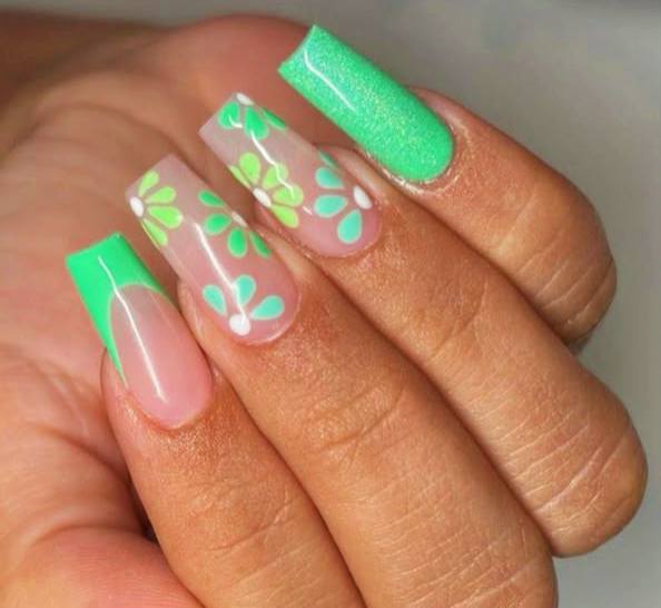 Gorgeous Green Nail Designs: 25+ Ideas from Mint to Neon You Can DIY! 86 Gorgeous Green Nail Designs: 25+ Ideas from Mint to Neon You Can DIY!