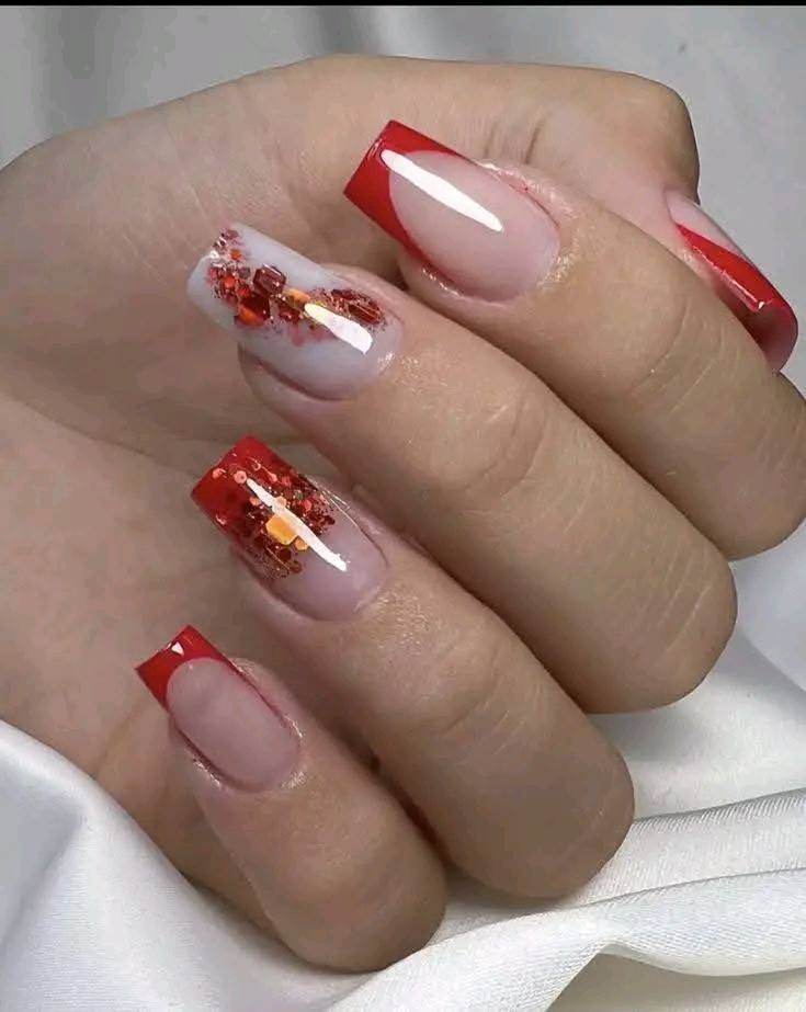 15+ Stunning Red and White Nail Designs You Need to Try (DIY Friendly!) 17 15+ Stunning Red and White Nail Designs You Need to Try (DIY Friendly!)