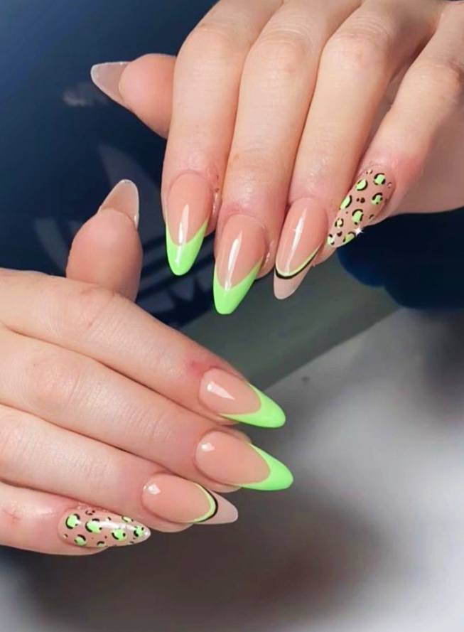 Gorgeous Green Nail Designs: 25+ Ideas from Mint to Neon You Can DIY! 94 Gorgeous Green Nail Designs: 25+ Ideas from Mint to Neon You Can DIY!