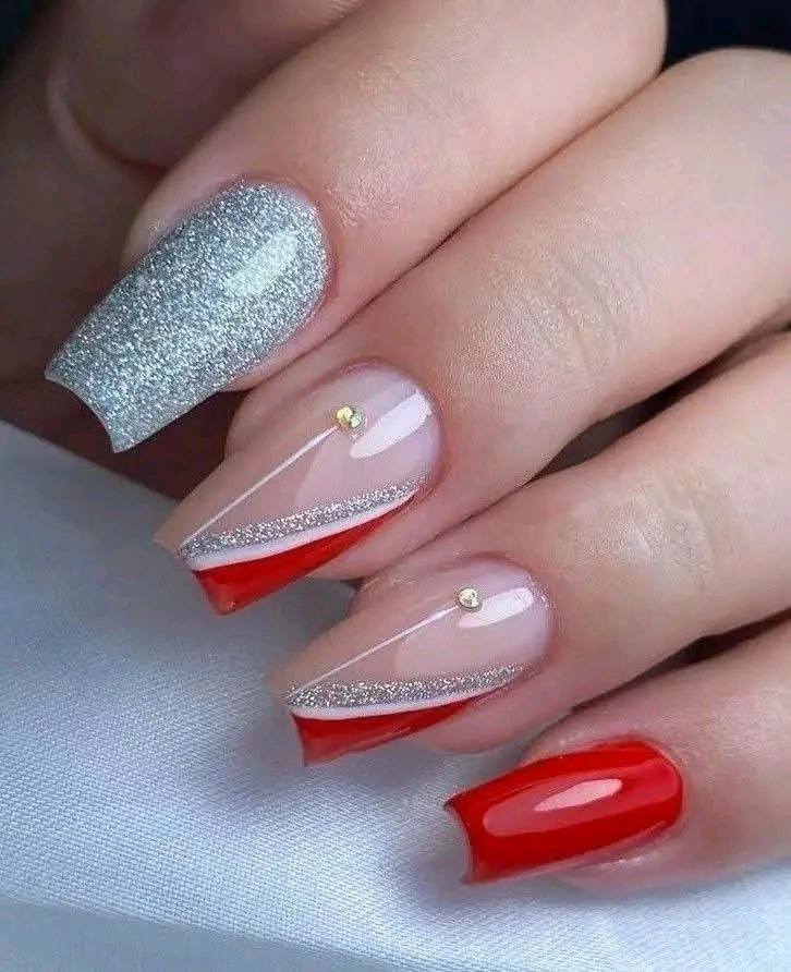 15+ Stunning Red and White Nail Designs You Need to Try (DIY Friendly!) 17 15+ Stunning Red and White Nail Designs You Need to Try (DIY Friendly!)