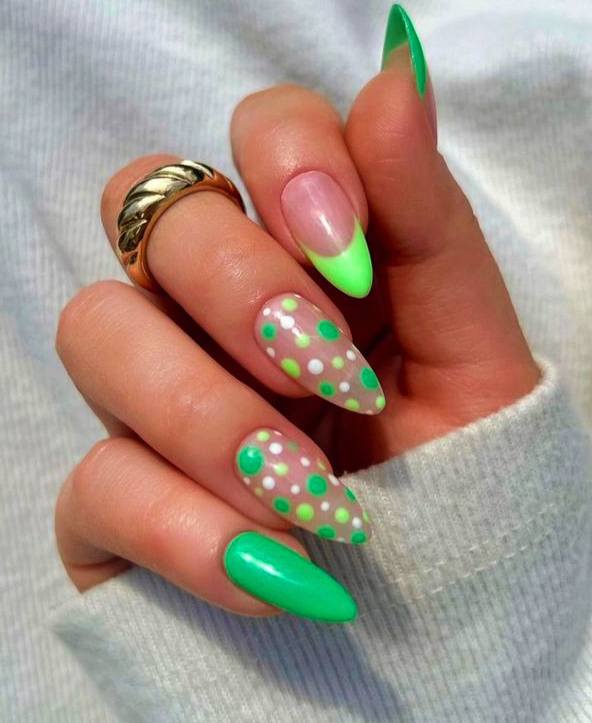 Gorgeous Green Nail Designs: 25+ Ideas from Mint to Neon You Can DIY! 93 Gorgeous Green Nail Designs: 25+ Ideas from Mint to Neon You Can DIY!