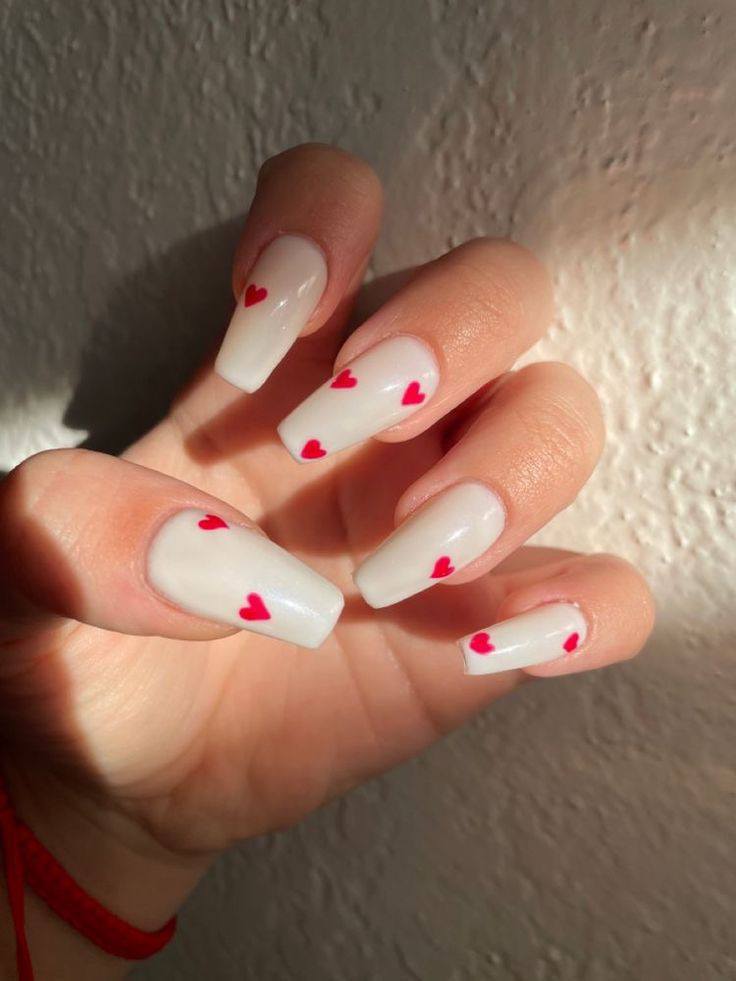 π Stunning Red & White Nail Art: Hearts, Swirls & More To Inspire Your Next Manicure! π 17 π Stunning Red & White Nail Art: Hearts, Swirls & More To Inspire Your Next Manicure! π