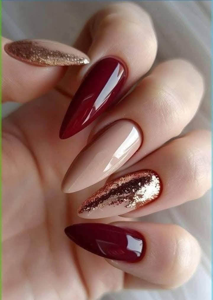 Unlock Pinterest Perfection: 7 Gorgeous Burgundy and Gold Nail Designs You Can Create at Home 17 Unlock Pinterest Perfection: 7 Gorgeous Burgundy and Gold Nail Designs You Can Create at Home