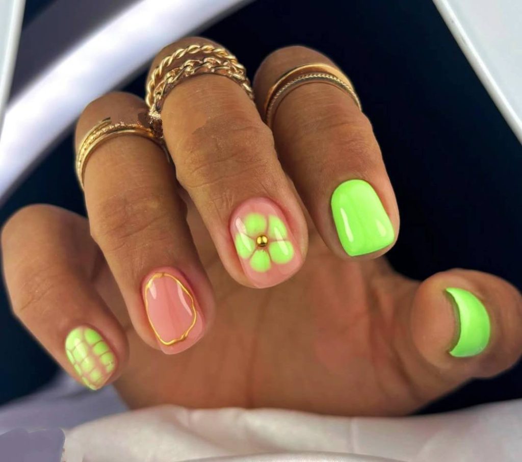 Gorgeous Green Nail Designs: 25+ Ideas from Mint to Neon You Can DIY! 49 Gorgeous Green Nail Designs: 25+ Ideas from Mint to Neon You Can DIY!