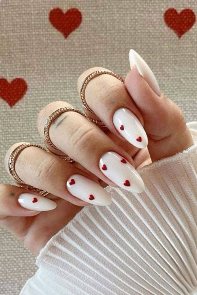 π Stunning Red & White Nail Art: Hearts, Swirls & More To Inspire Your Next Manicure! π 17 π Stunning Red & White Nail Art: Hearts, Swirls & More To Inspire Your Next Manicure! π