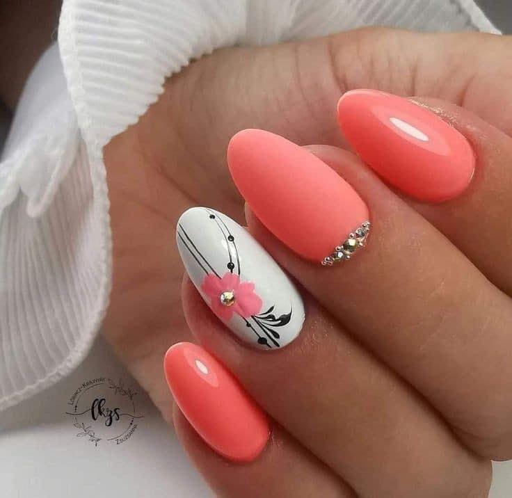 20 Stunning Peach Nail Designs to Inspire Your Next Manicure (DIY Tips Included!) 17 20 Stunning Peach Nail Designs to Inspire Your Next Manicure (DIY Tips Included!)