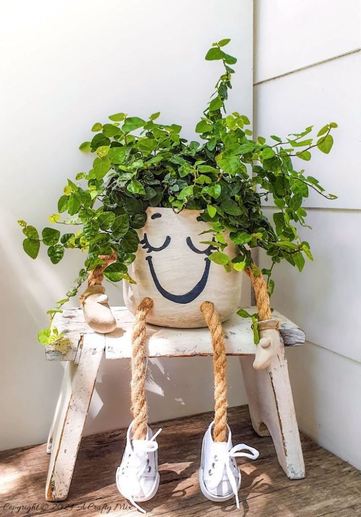Adorable DIY Face Planter Ideas to Bring Personality to Your Plants 17 Adorable DIY Face Planter Ideas to Bring Personality to Your Plants