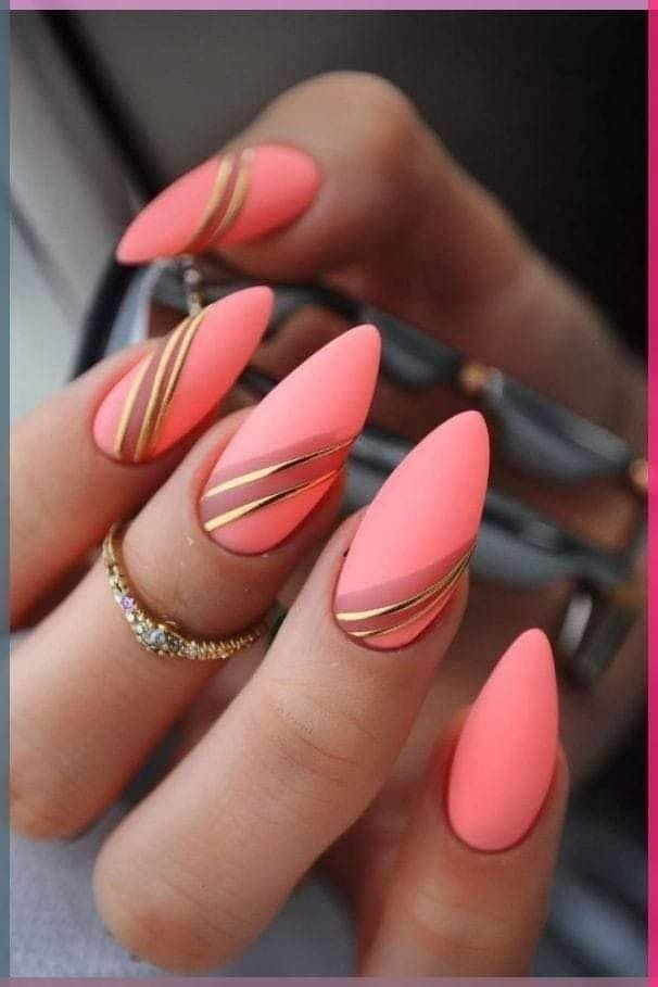 20 Stunning Peach Nail Designs to Inspire Your Next Manicure (DIY Tips Included!) 17 20 Stunning Peach Nail Designs to Inspire Your Next Manicure (DIY Tips Included!)