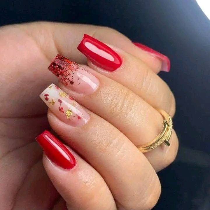 15+ Stunning Red and White Nail Designs You Need to Try (DIY Friendly!) 17 15+ Stunning Red and White Nail Designs You Need to Try (DIY Friendly!)