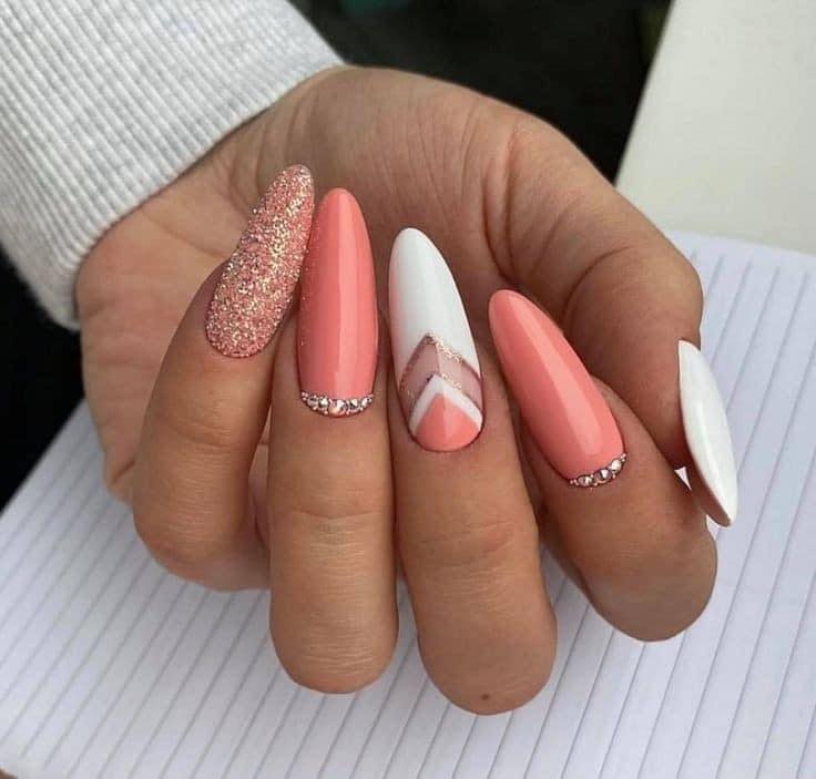 20 Stunning Peach Nail Designs to Inspire Your Next Manicure (DIY Tips Included!) 25 20 Stunning Peach Nail Designs to Inspire Your Next Manicure (DIY Tips Included!)