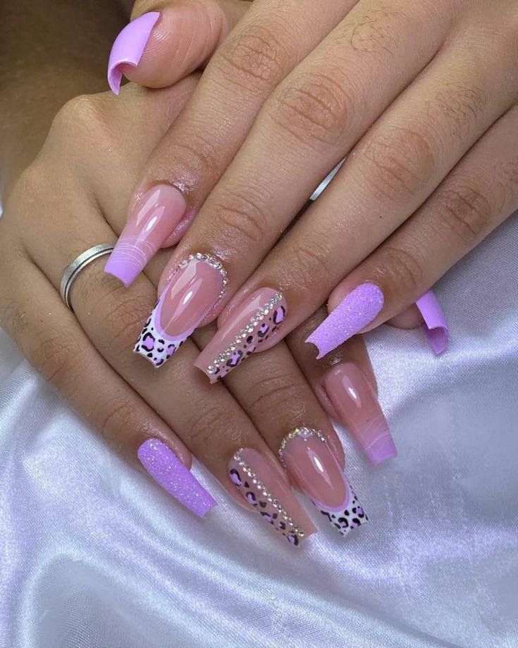 19+ Stunning Purple Nail Ideas: From Lavender Dreams to Vibrant Violet Looks You Need to Try 17 19+ Stunning Purple Nail Ideas: From Lavender Dreams to Vibrant Violet Looks You Need to Try