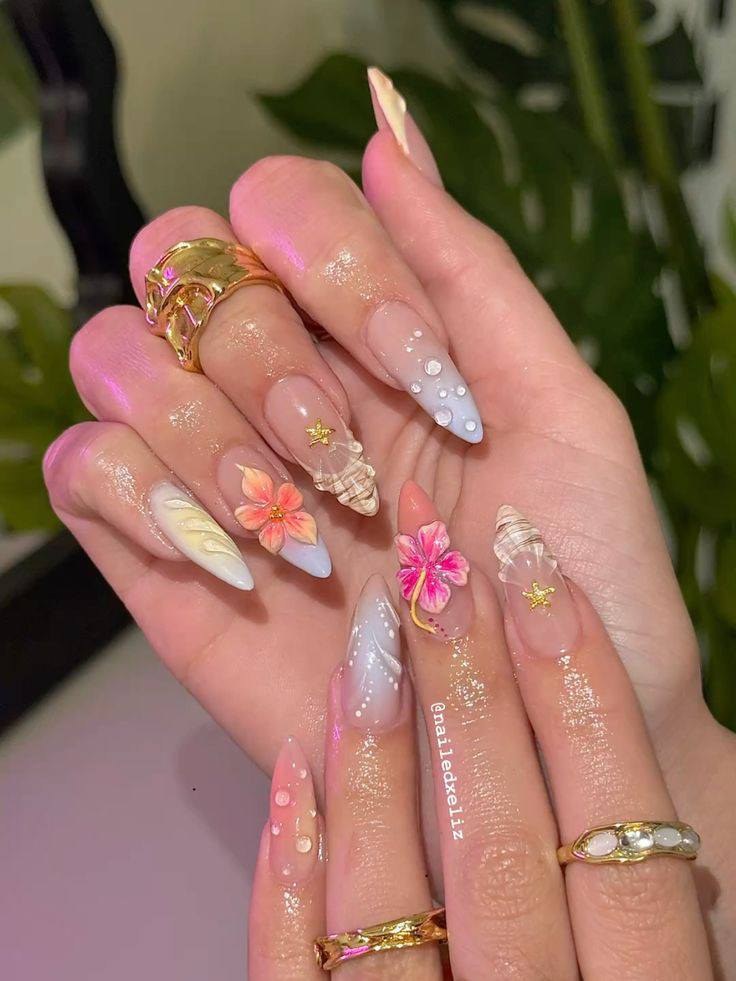 Stunning 3D Floral Nail Art with Elegant Gold Accents: Your Ultimate Guide 17 Stunning 3D Floral Nail Art with Elegant Gold Accents: Your Ultimate Guide