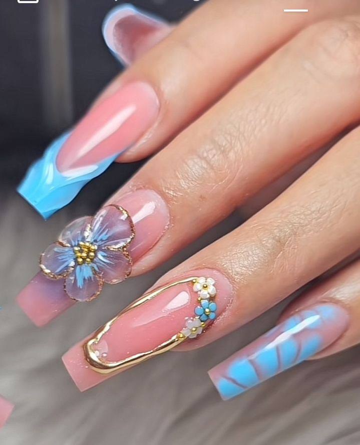 Stunning 3D Floral Nail Art with Elegant Gold Accents: Your Ultimate Guide 17 Stunning 3D Floral Nail Art with Elegant Gold Accents: Your Ultimate Guide