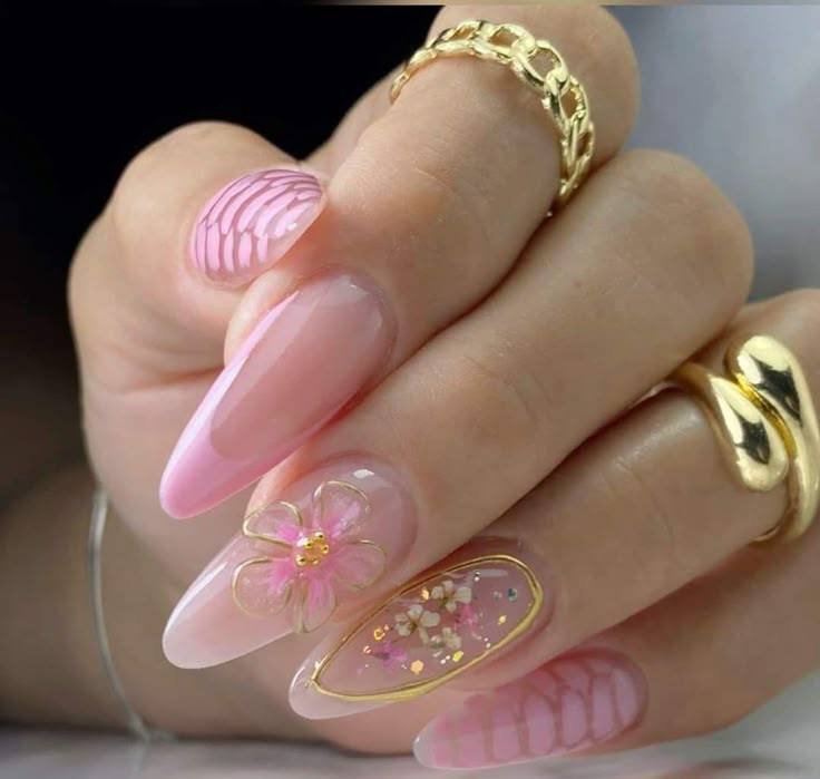 Stunning 3D Floral Nail Art with Elegant Gold Accents: Your Ultimate Guide 17 Stunning 3D Floral Nail Art with Elegant Gold Accents: Your Ultimate Guide
